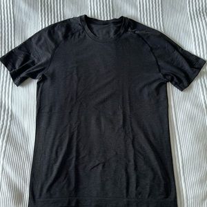 Lululemon Metal Vent Tech Short-Sleeve Shirt
